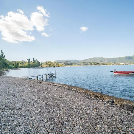 St Nicholas A1 Superior Two I * Dafnila