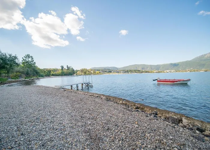 St Nicholas A1 Superior Two I * Dafnila